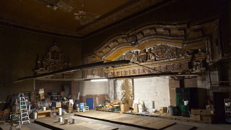Illustration for article titled Gorgeous Old Movie Theaters That Have Fallen Into Ruin